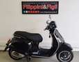 Vespa GTS Super 300 hpe Schwarz - thumbnail 1