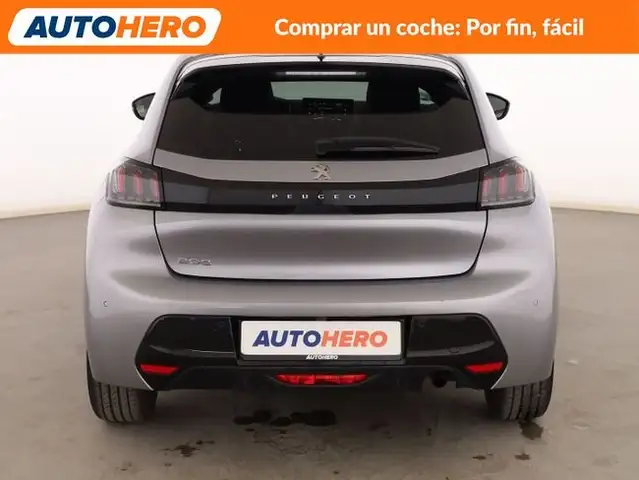 Peugeot 208 view 5