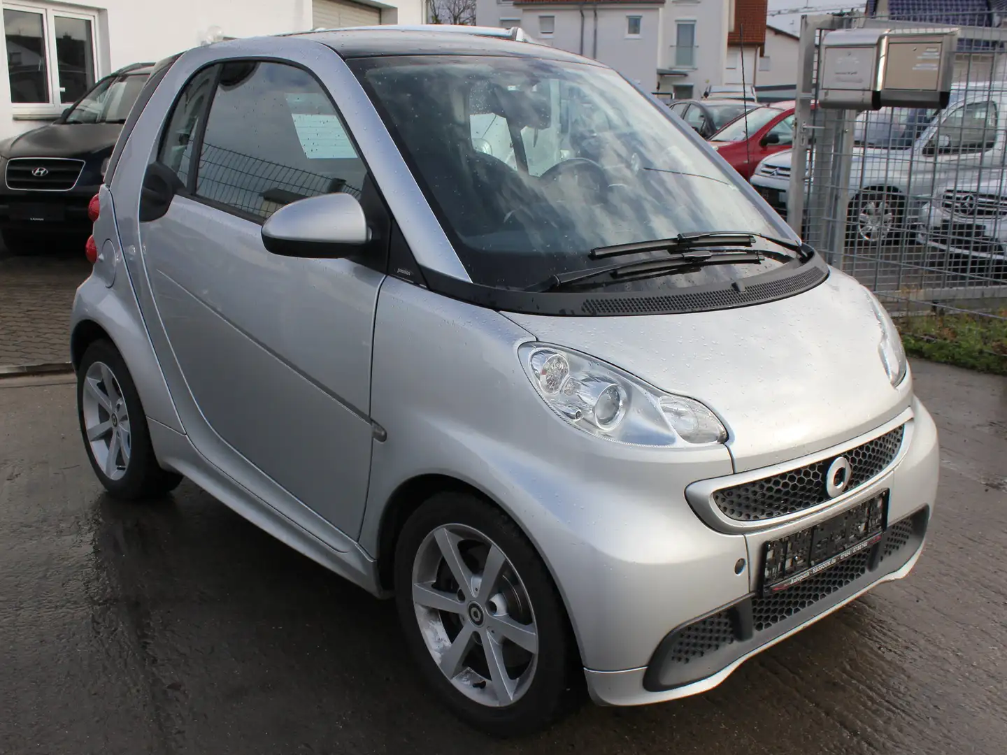 smart forTwo CDI 40kW Klima Automatik Panorama Silber - 1