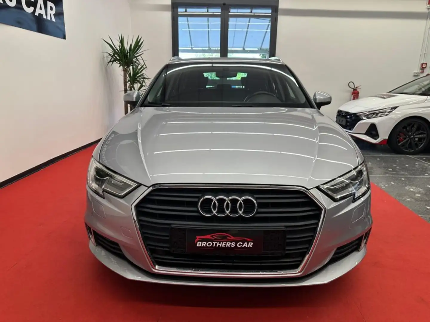 Audi A3 SPB 30 TDI Sport VIRTUAL Gris - 2