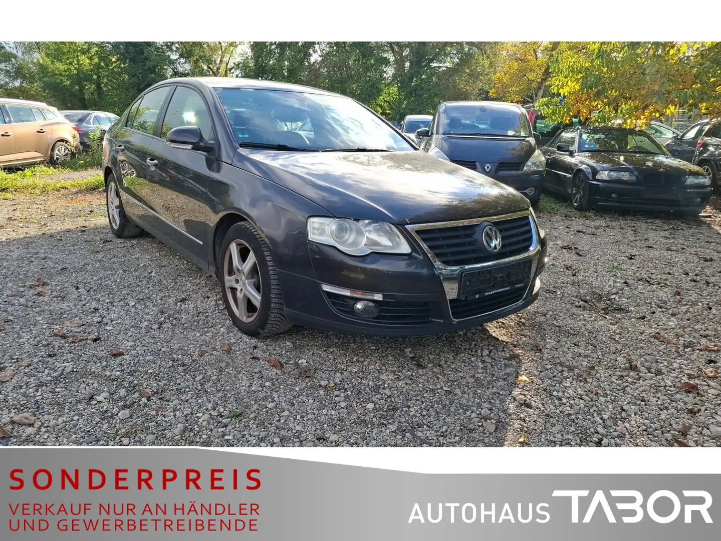 Volkswagen Passat Lim 2.0 TDI Sportline Leder StandHz Navi Schwarz - 2