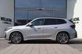 BMW iX1 eDrive20 M Sport / Panoramadak / Sportstoelen / Ad Zilver - thumbnail 3