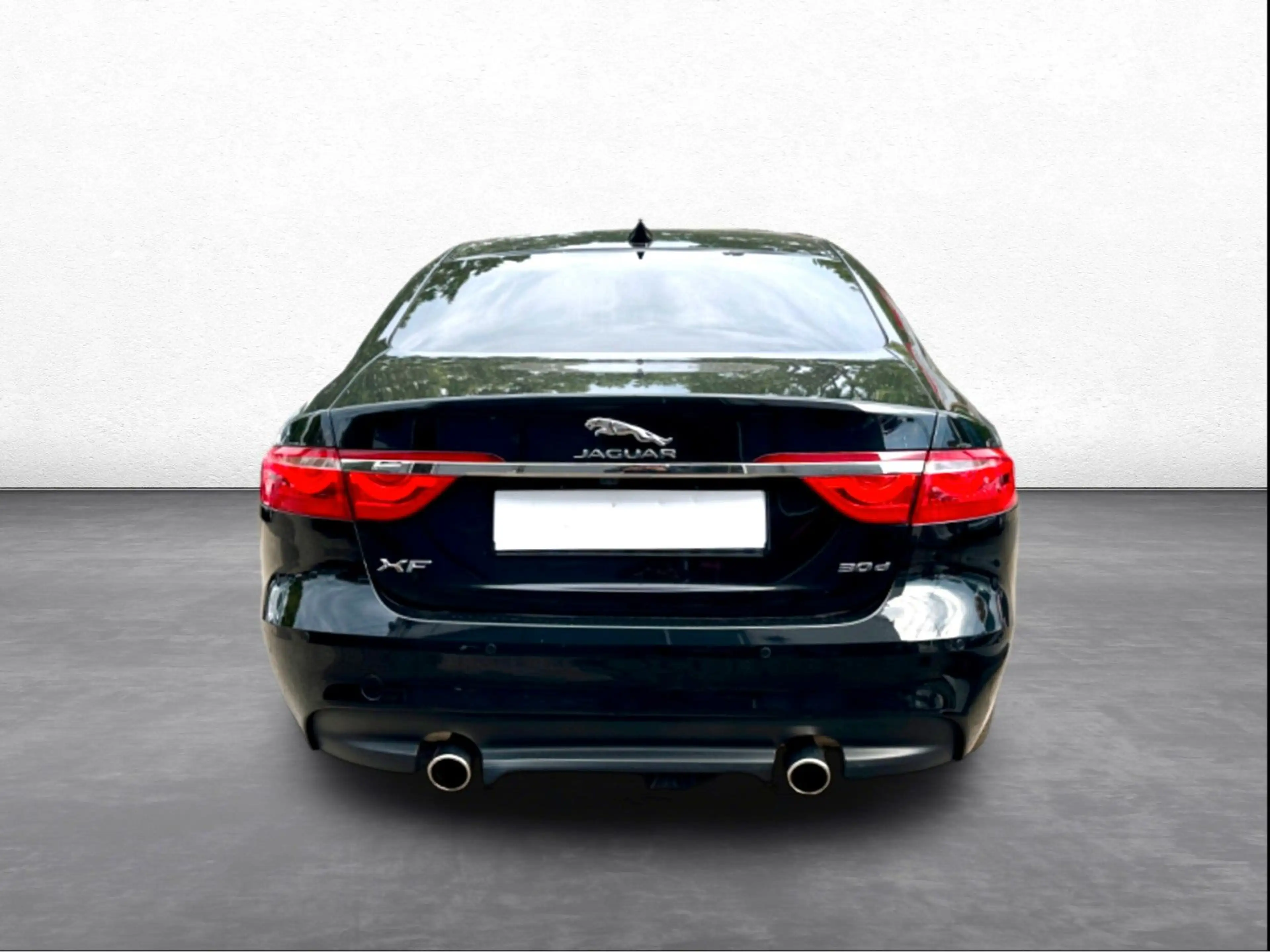 Jaguar XF 30d Prestige Bi-Xenon Rückfahrkamera — photo 7