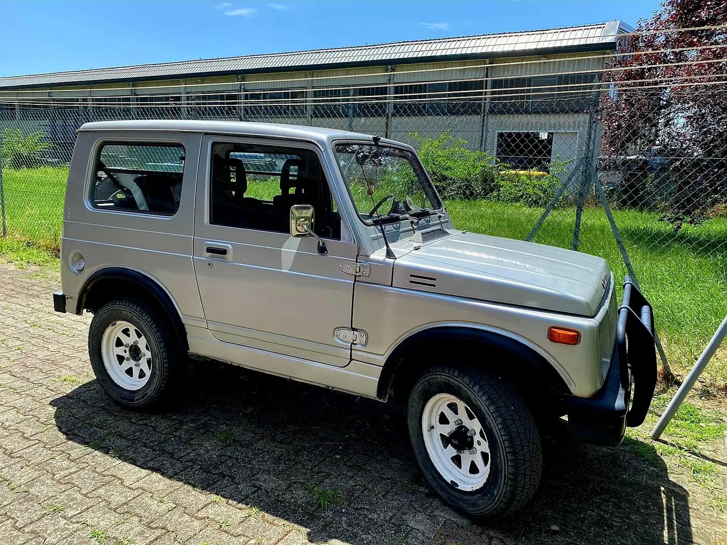 Suzuki SJ 410 Berlina 1.0 JS - 1