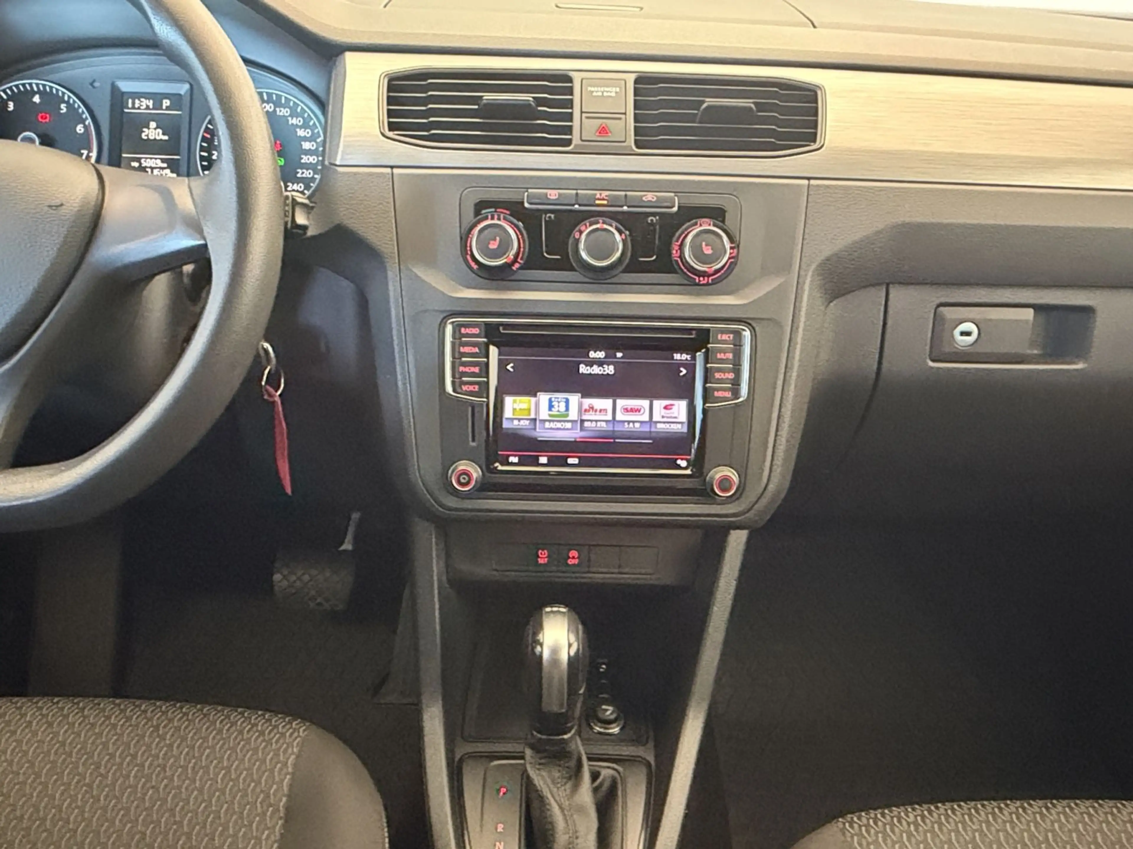 Volkswagen Caddy 1.4 TSI Trendline Tempo/Einparkhi — photo 13