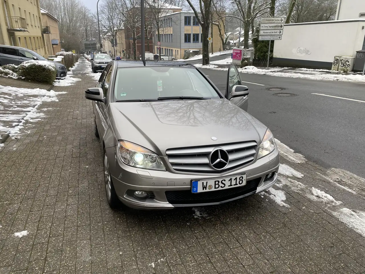 Mercedes-Benz C 230