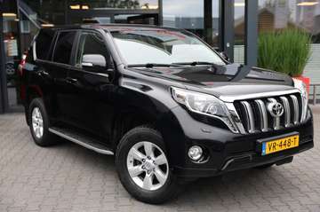 2.8 D-4D 5DRS CHALLENGER A/T VAN
