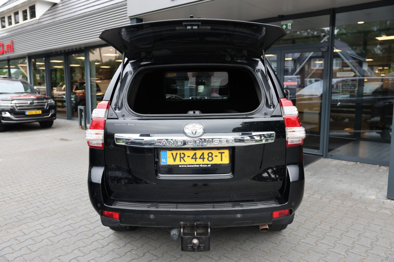 Toyota Land Cruiser 2.8 D-4D 5DRS CHALLENGER A/T VAN — photo 6