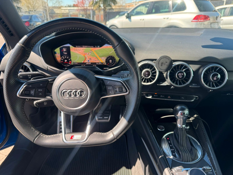 Audi TT Coupe 2.0 TFSI quattro S line Competition — photo 9