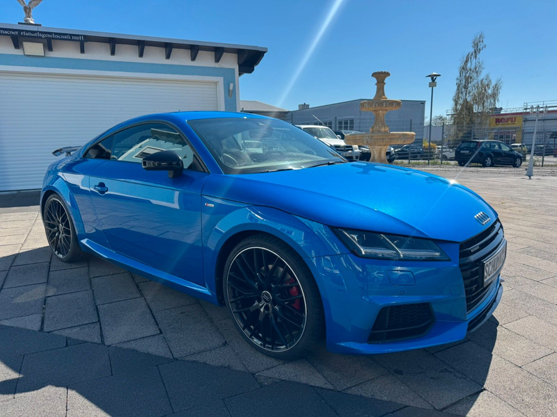 Audi TT Coupe 2.0 TFSI quattro S line Competition — photo 3