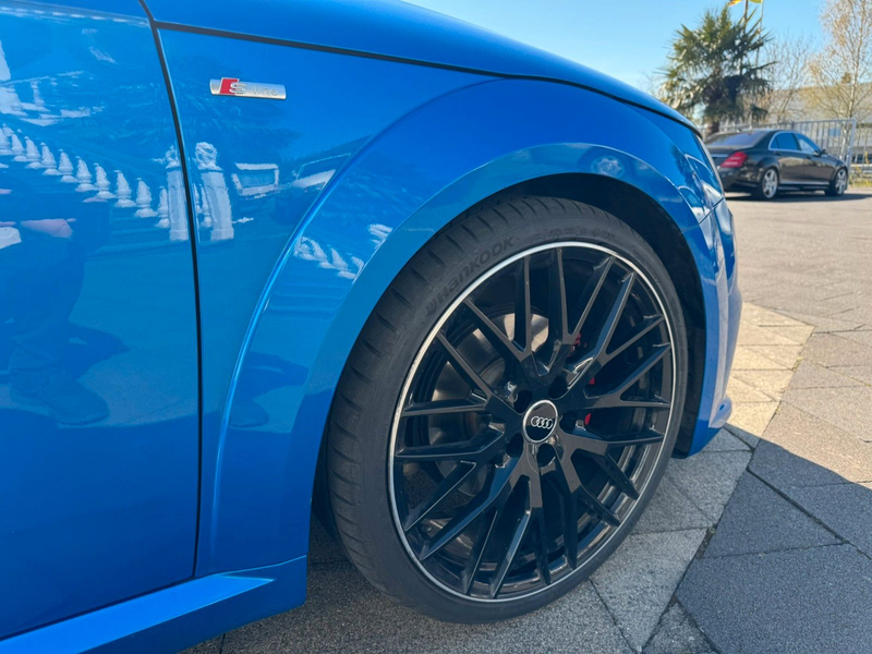 Audi TT Coupe 2.0 TFSI quattro S line Competition — photo 15