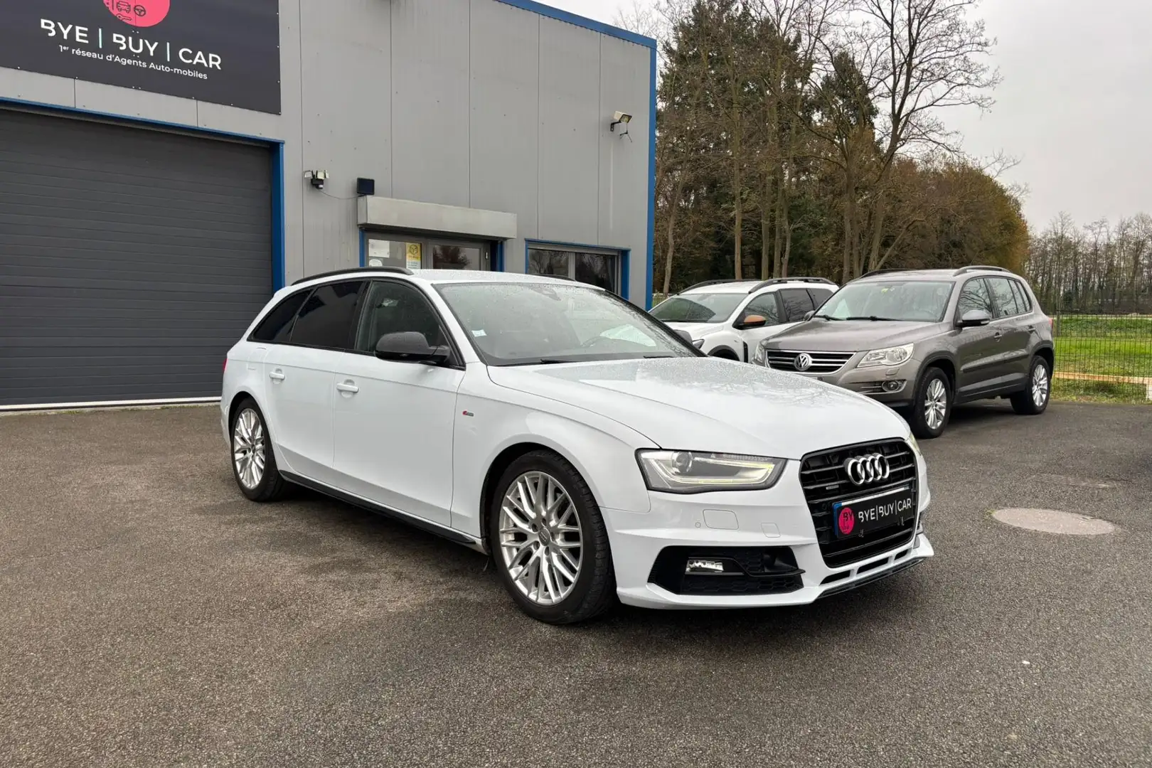 Audi A4 Avant Quattro 2.0 TDI 190 CH BVA S-tronic S line GARANTIE DE 12 MOIS - 2