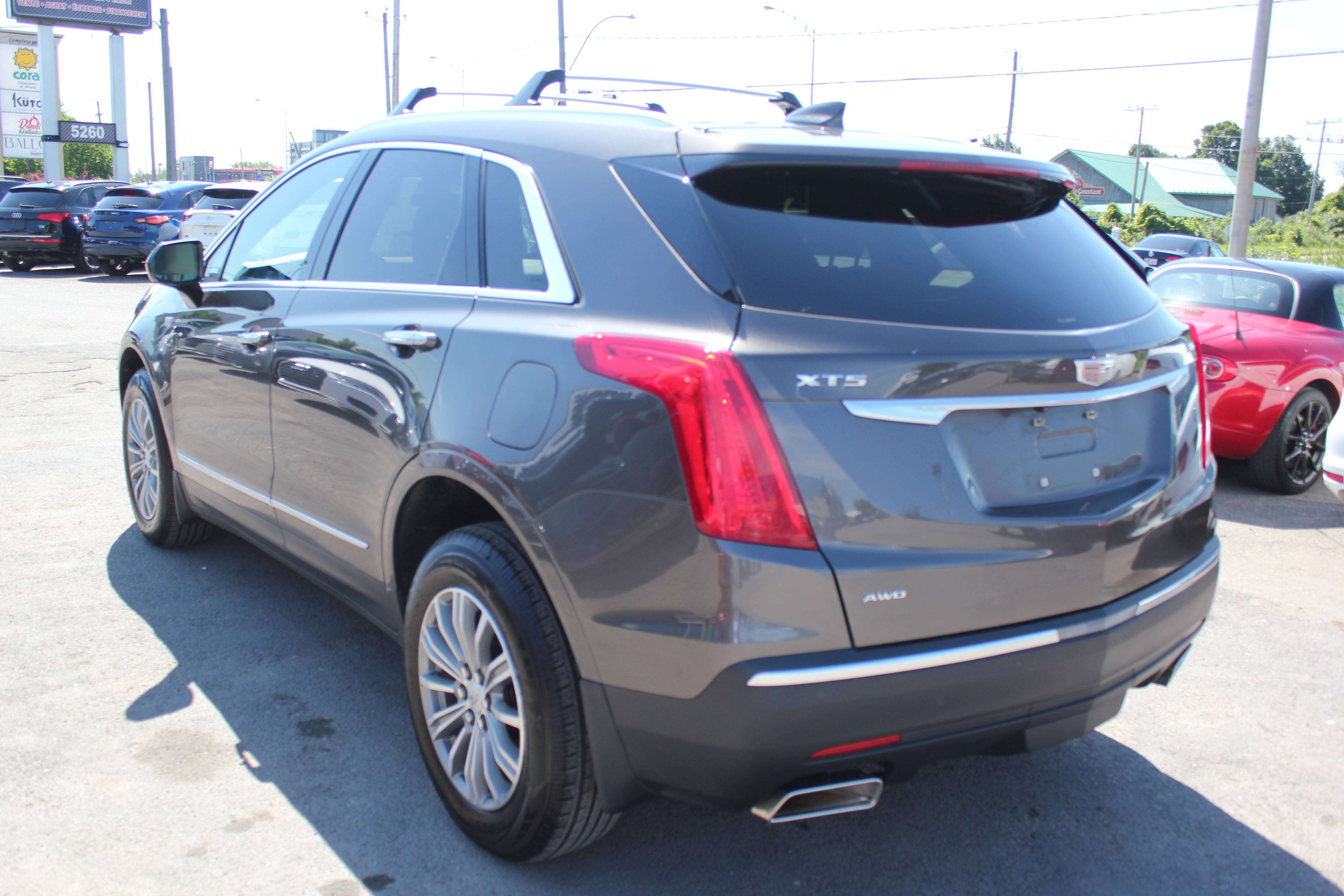 2019 Cadillac XT5 Luxury AWD - Image 3
