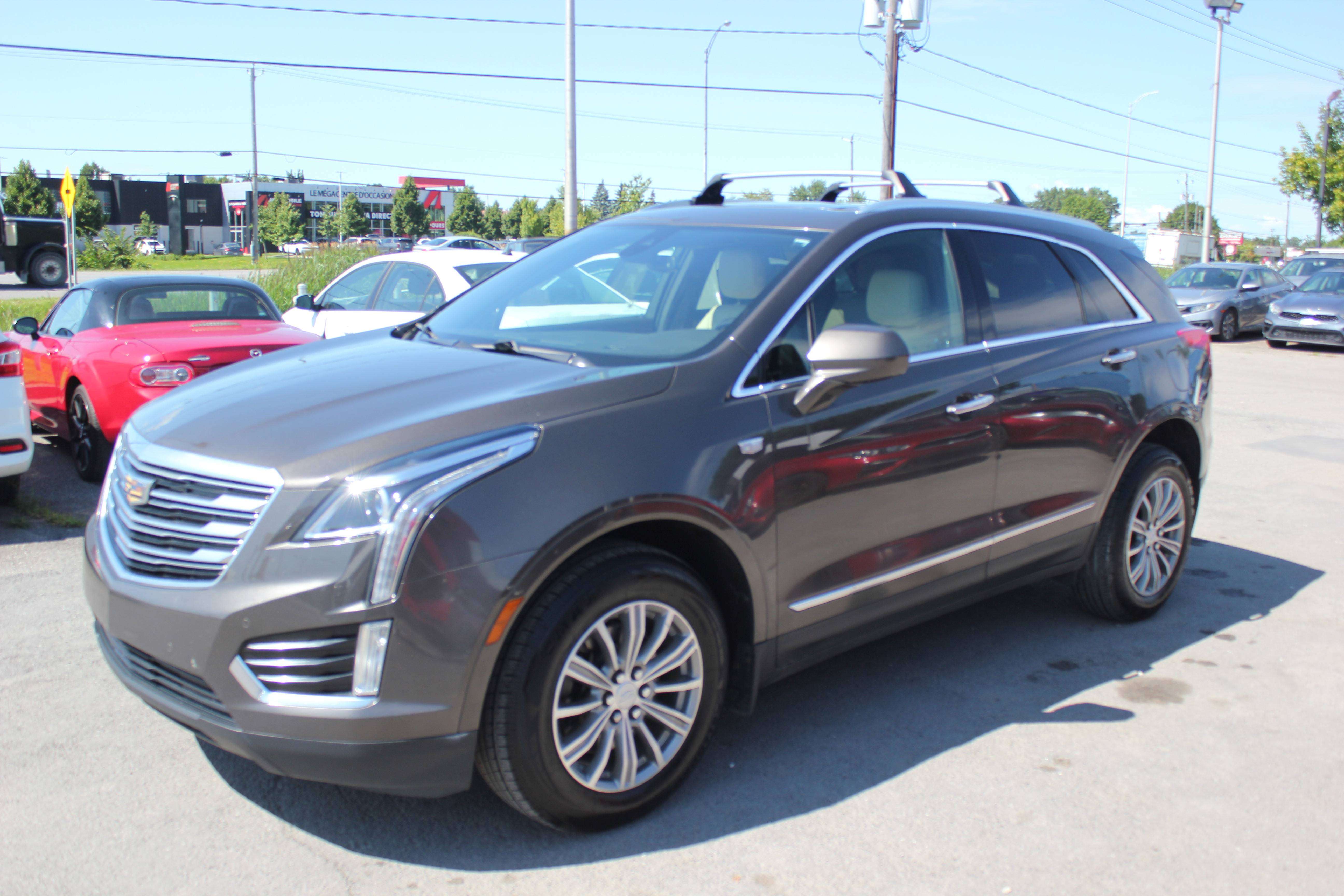 2019 Cadillac XT5 Luxury AWD - Image 2
