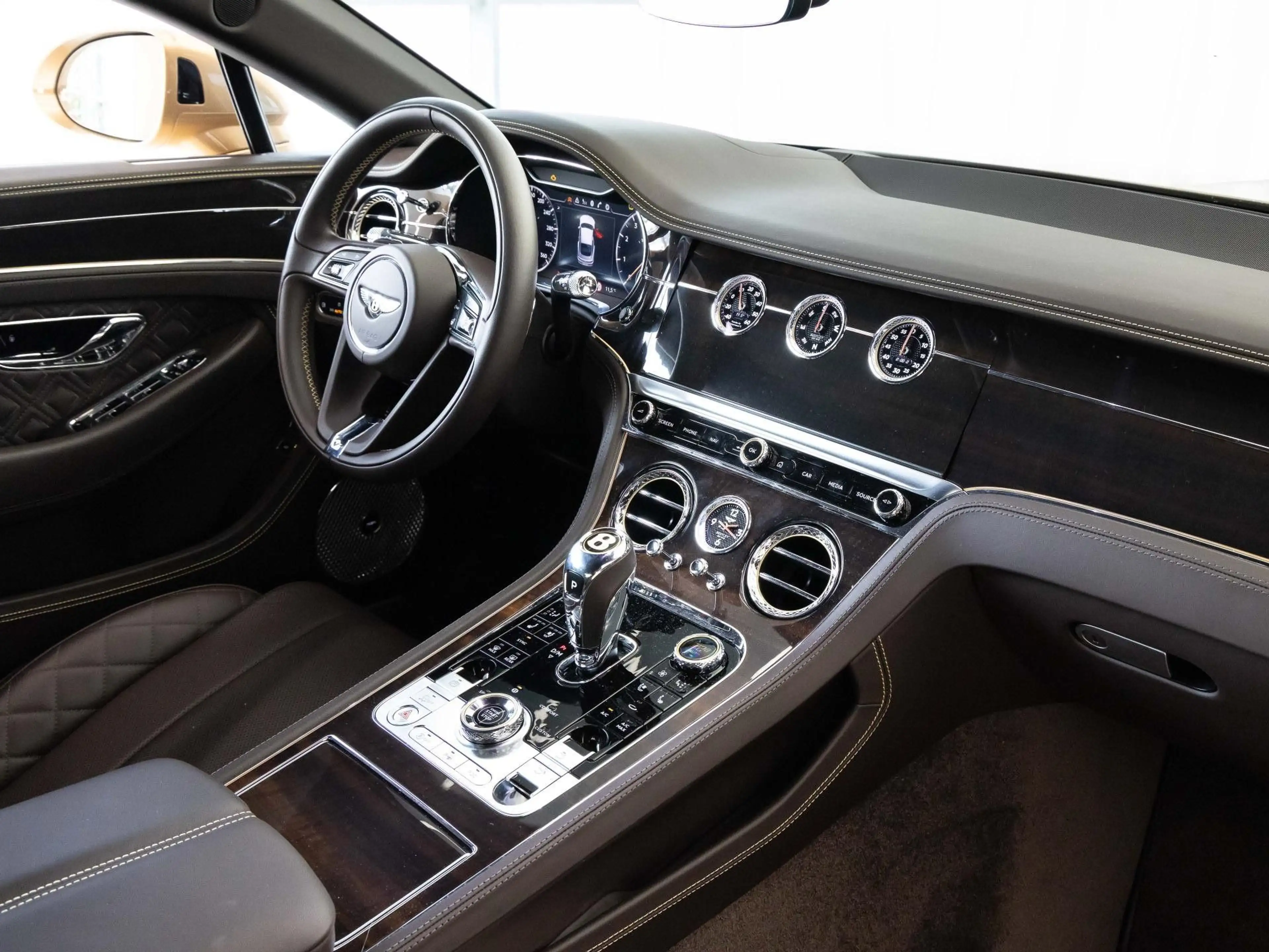 Bentley Continental New Continental GT W12 MULLINER / BLACKLINE / CARB — photo 7