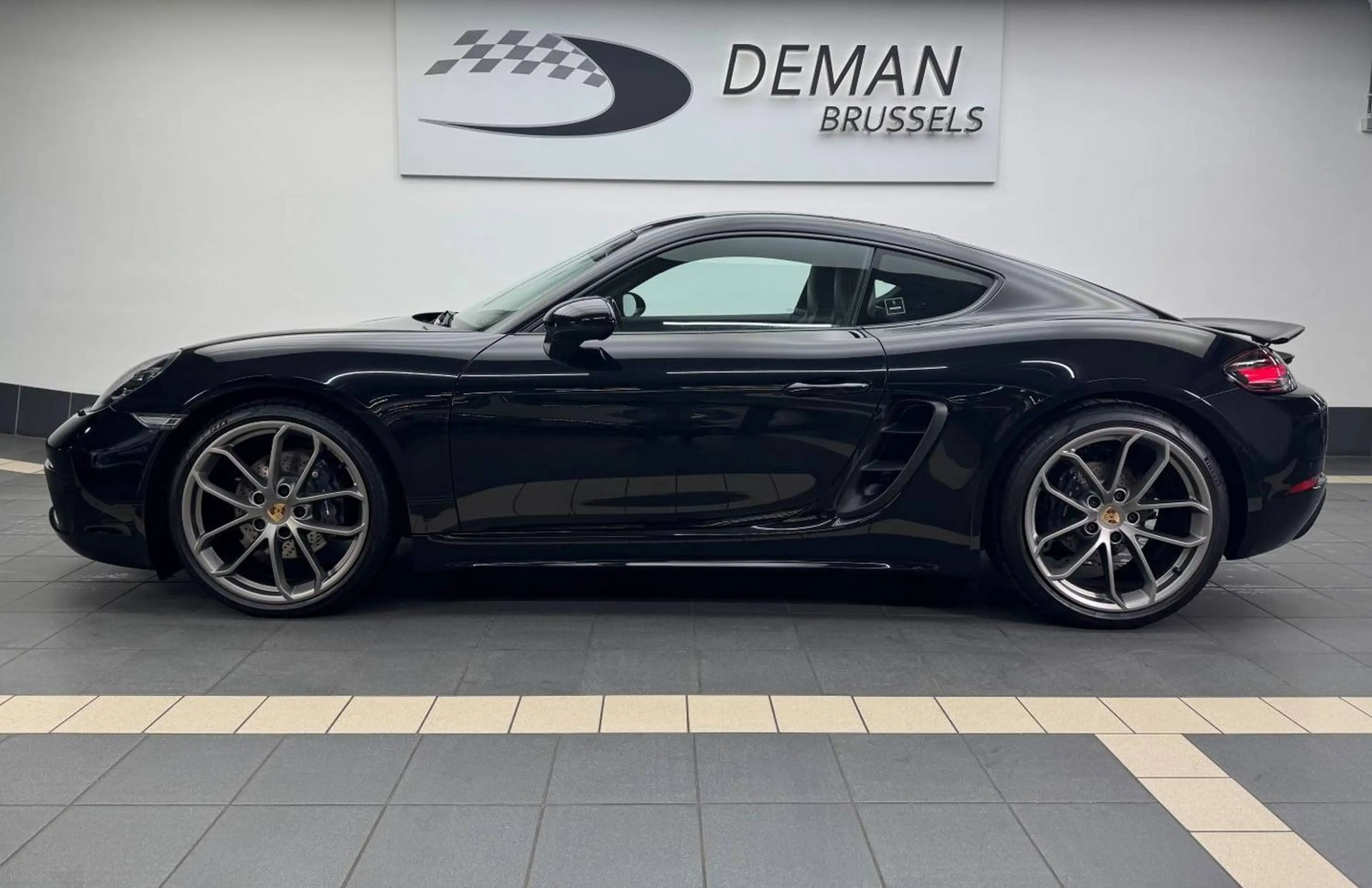 Porsche 718 Cayman * Style Edition * PDK * Carbone * Chrono — photo 2