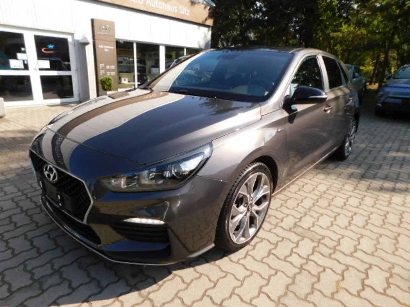 Hyundai i30 N-Line Brązowy - 1