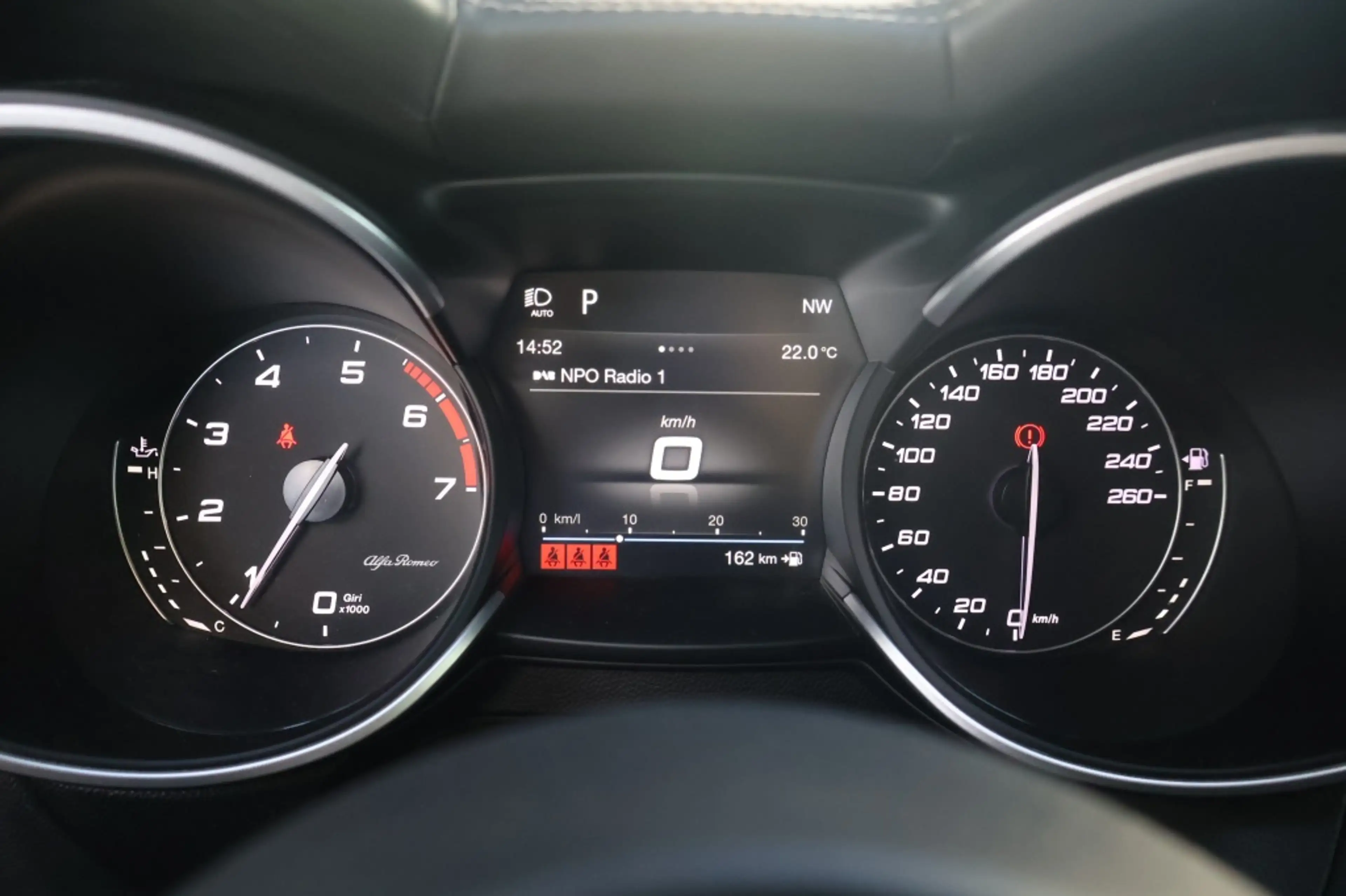 Alfa Romeo Stelvio 2.0 280pk AT AWD B-Tech — photo 27