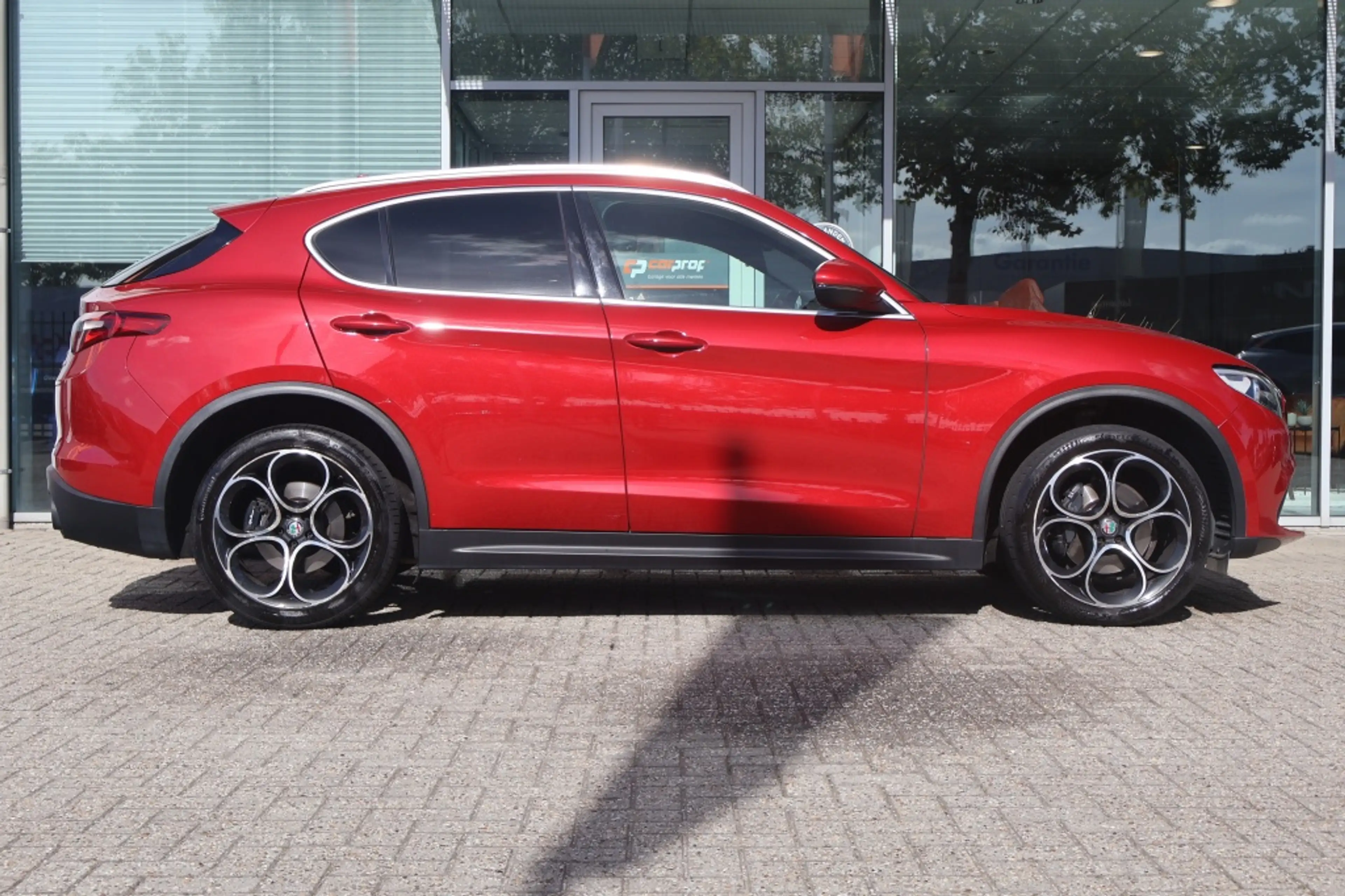 Alfa Romeo Stelvio 2.0 280pk AT AWD B-Tech — photo 15