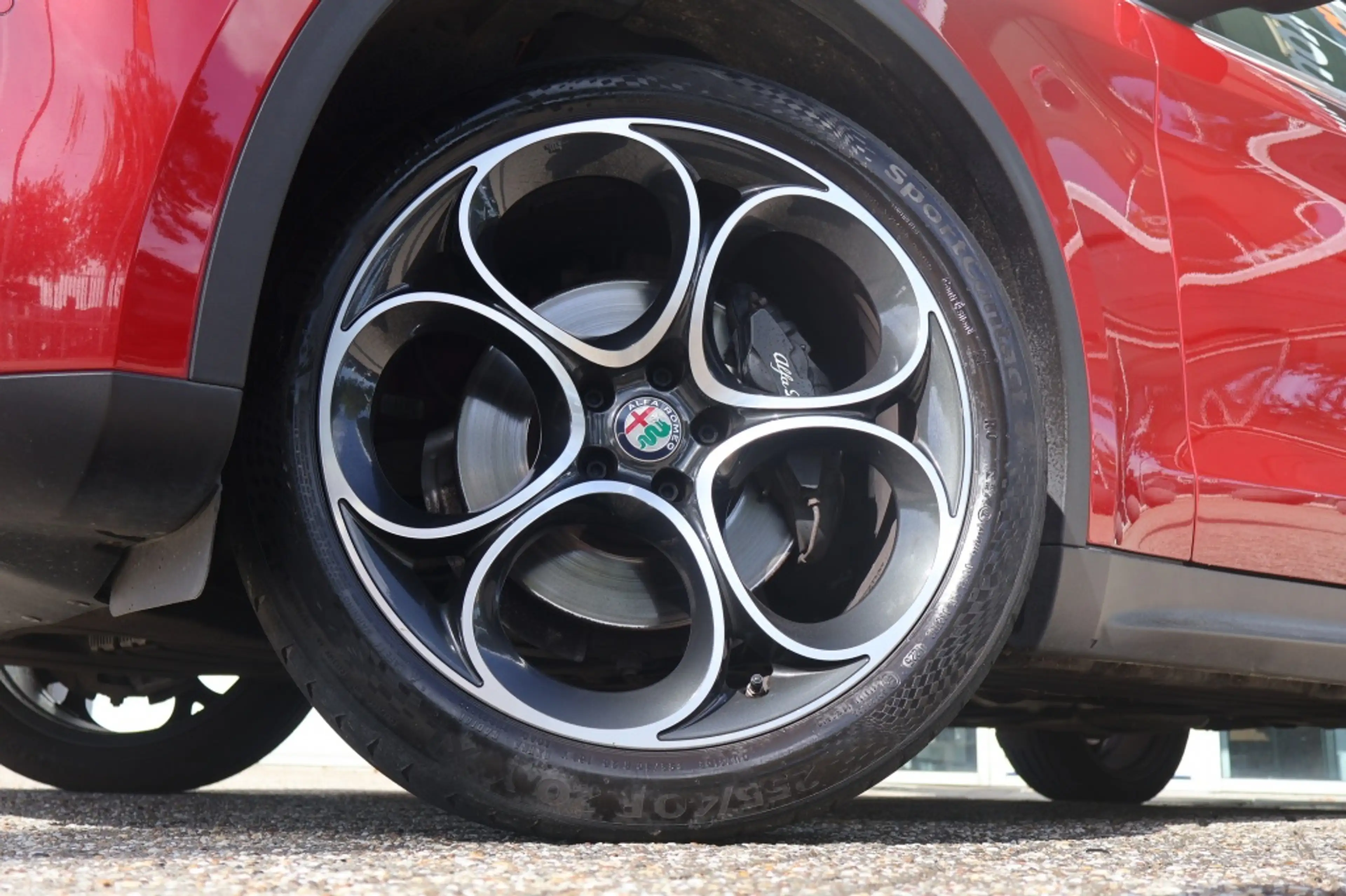 Alfa Romeo Stelvio 2.0 280pk AT AWD B-Tech — photo 7