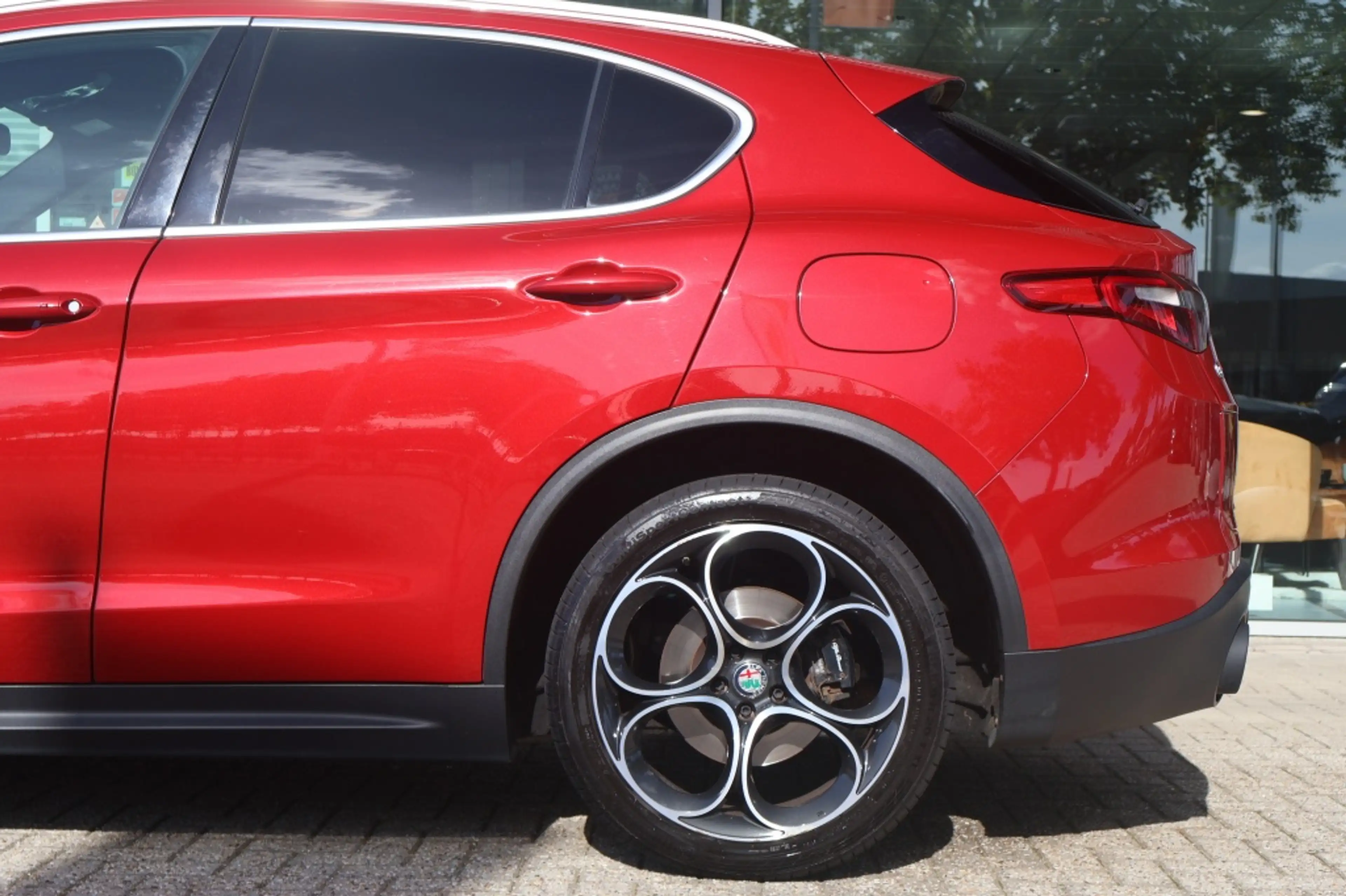 Alfa Romeo Stelvio 2.0 280pk AT AWD B-Tech — photo 23