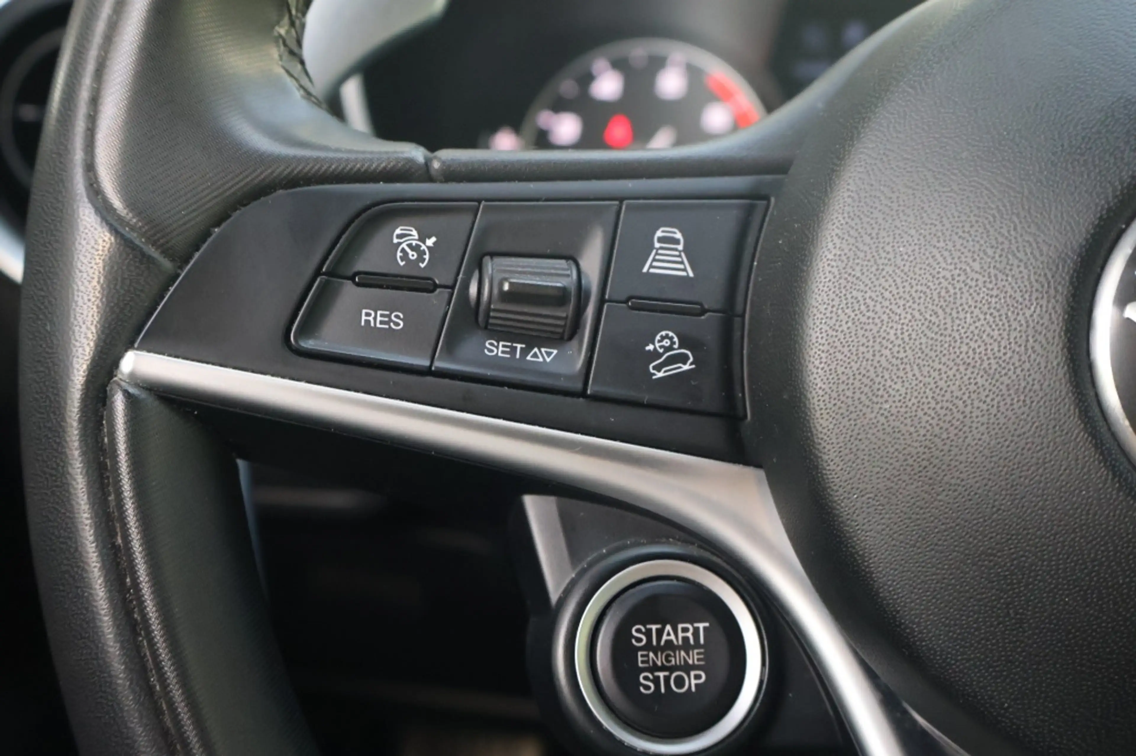 Alfa Romeo Stelvio 2.0 280pk AT AWD B-Tech — photo 25