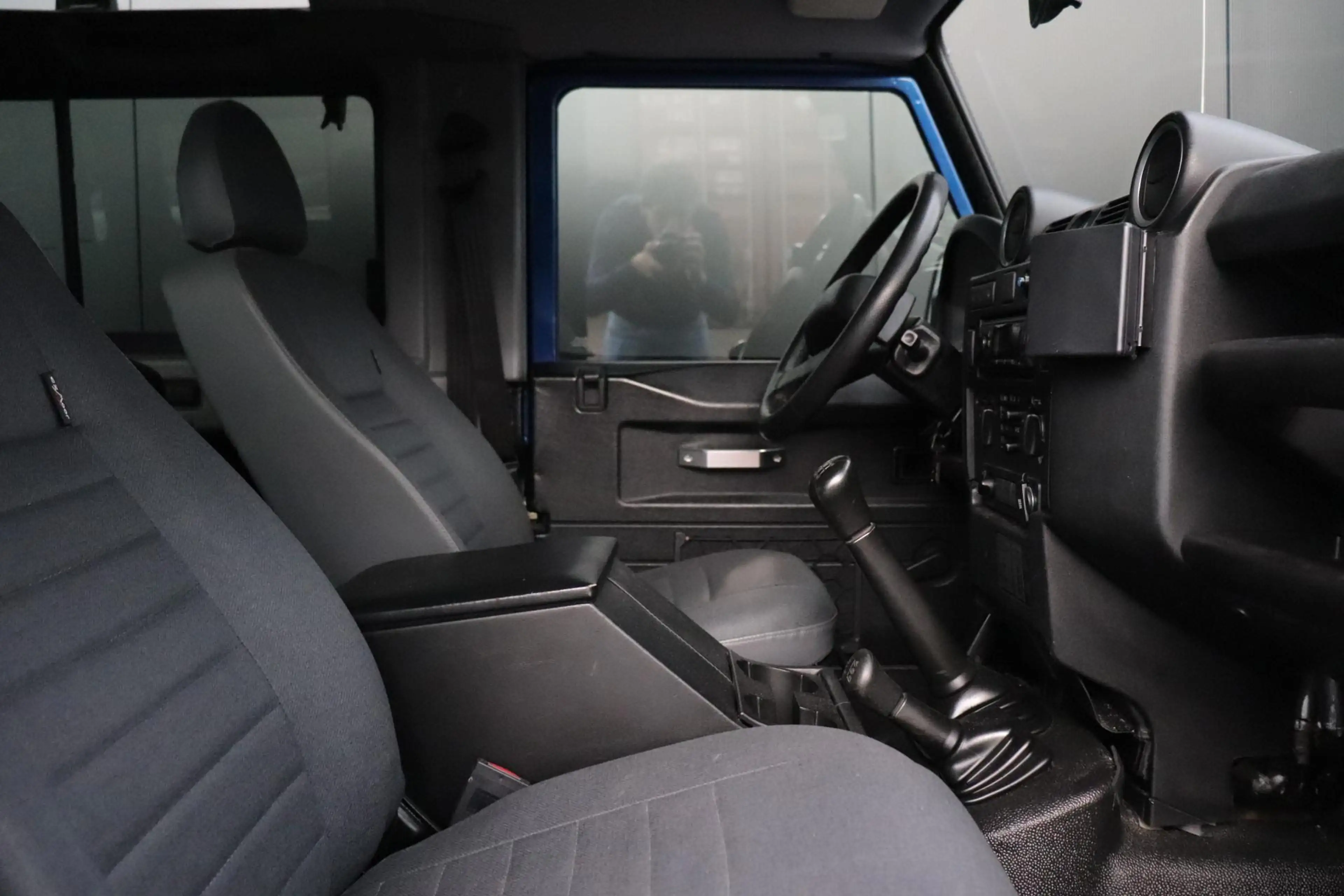 Land Rover Defender 2.2 D SW 90 | 4 PERSOONS |AIRCO | MARGE — photo 14