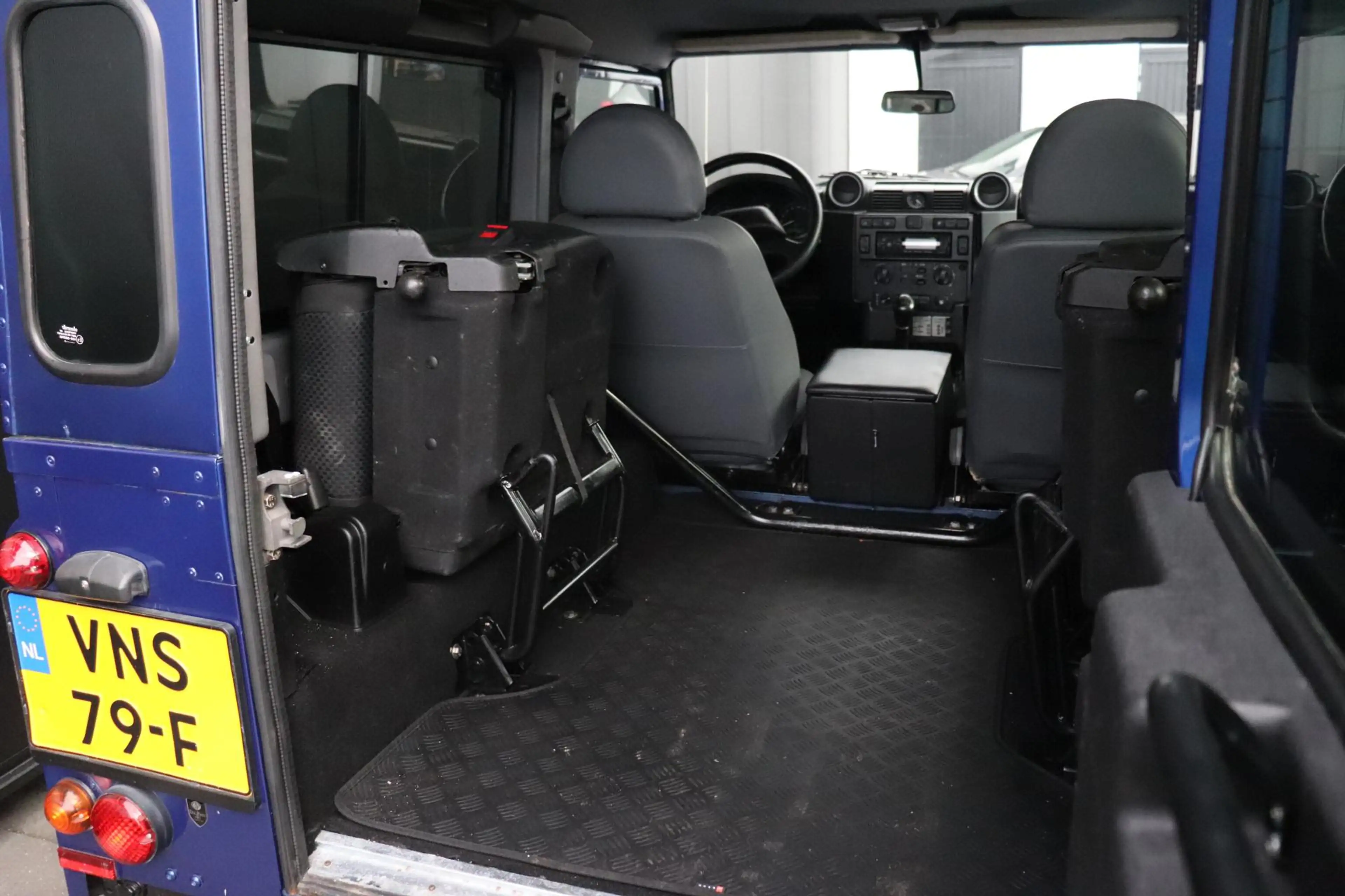 Land Rover Defender 2.2 D SW 90 | 4 PERSOONS |AIRCO | MARGE — photo 20