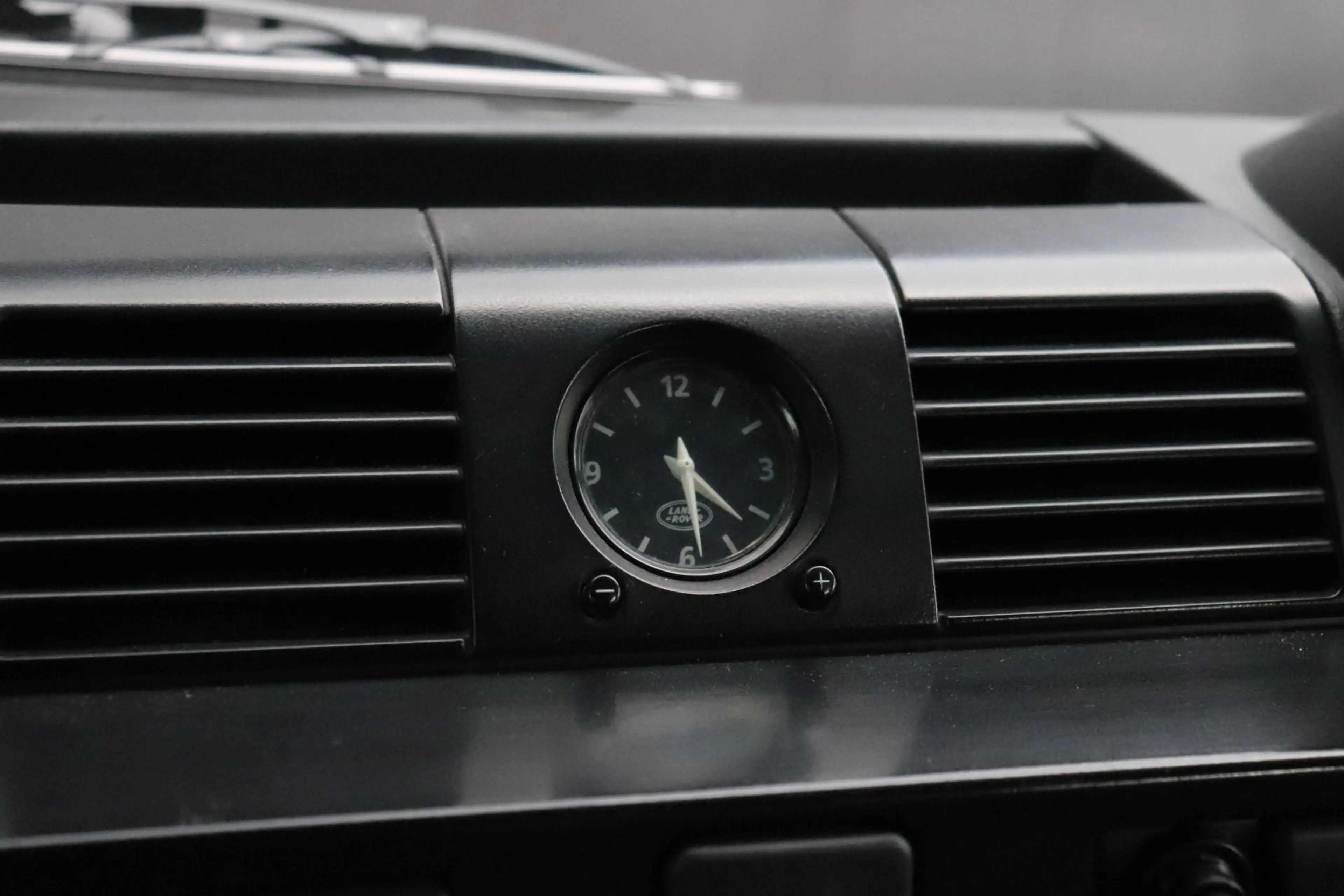 Land Rover Defender 2.2 D SW 90 | 4 PERSOONS |AIRCO | MARGE — photo 36