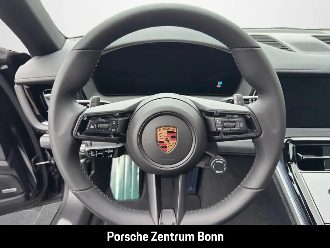 Porsche Panamera 4 HA-Lenkung InnoDrive Head-Up BOSE 10