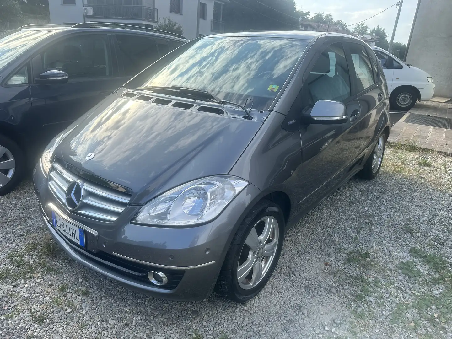 Mercedes-Benz A 160 be Special edition Gris - 1