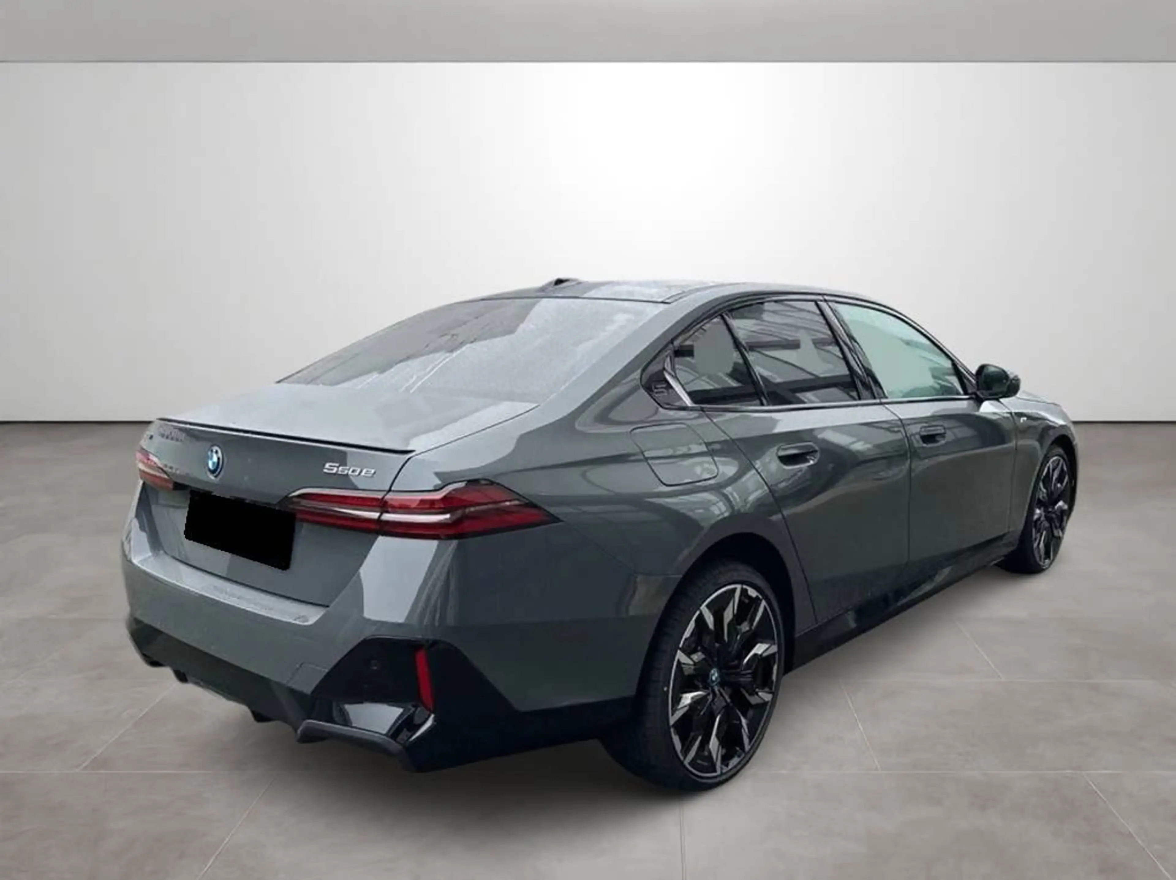 BMW 550 550e M Sportpaket Pro B&W DVD Pano — photo 3