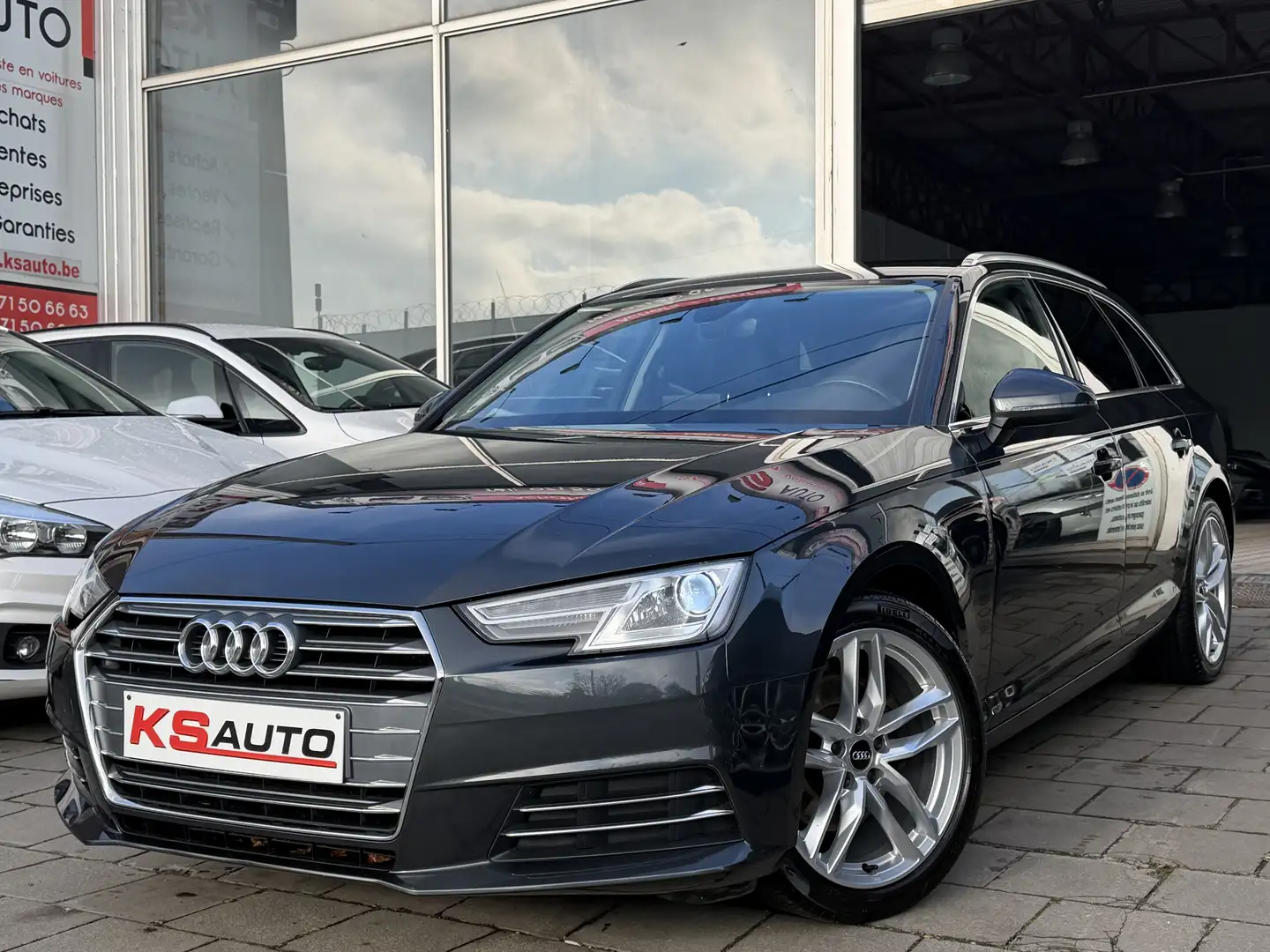 Audi A4 Avant 1.4 TFSI Sport S tronic/NAVI/CUIR/XENON Gris - 1
