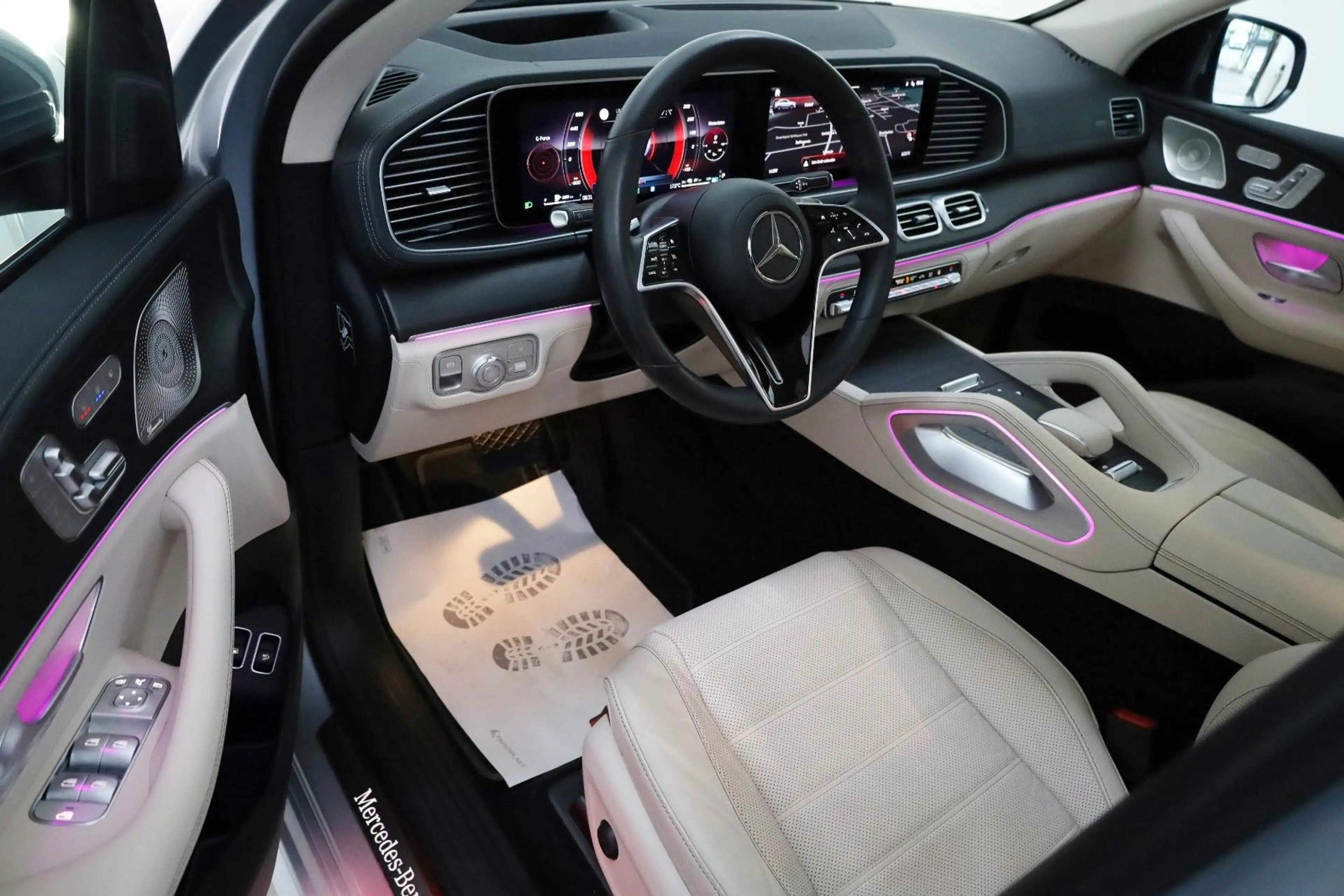 Mercedes-Benz GLE 400 e Coupe 4M,AMG,Panor,Sitzlüftu,Burmester — photo 10