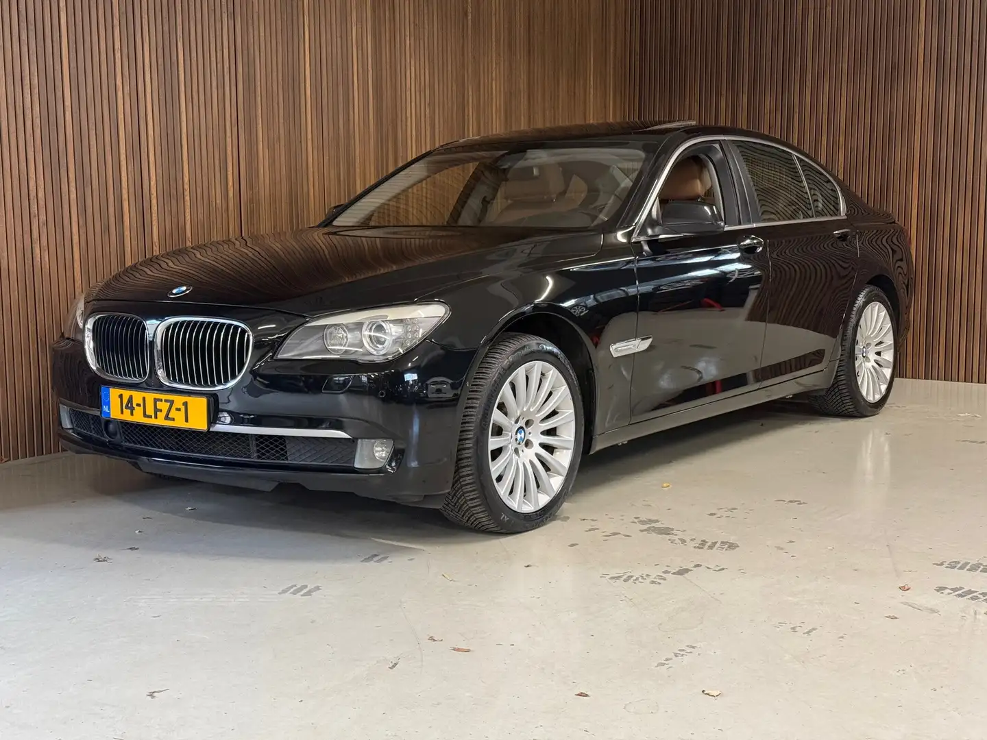 BMW 740 7-serie 740i High Executive Youngtimer - Comfort s Noir - 1