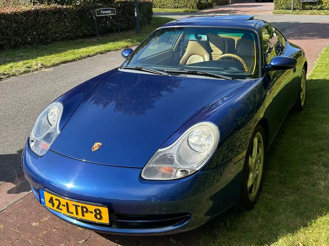 Porsche 911 3.4 Coupé Carrera 4, foto 11