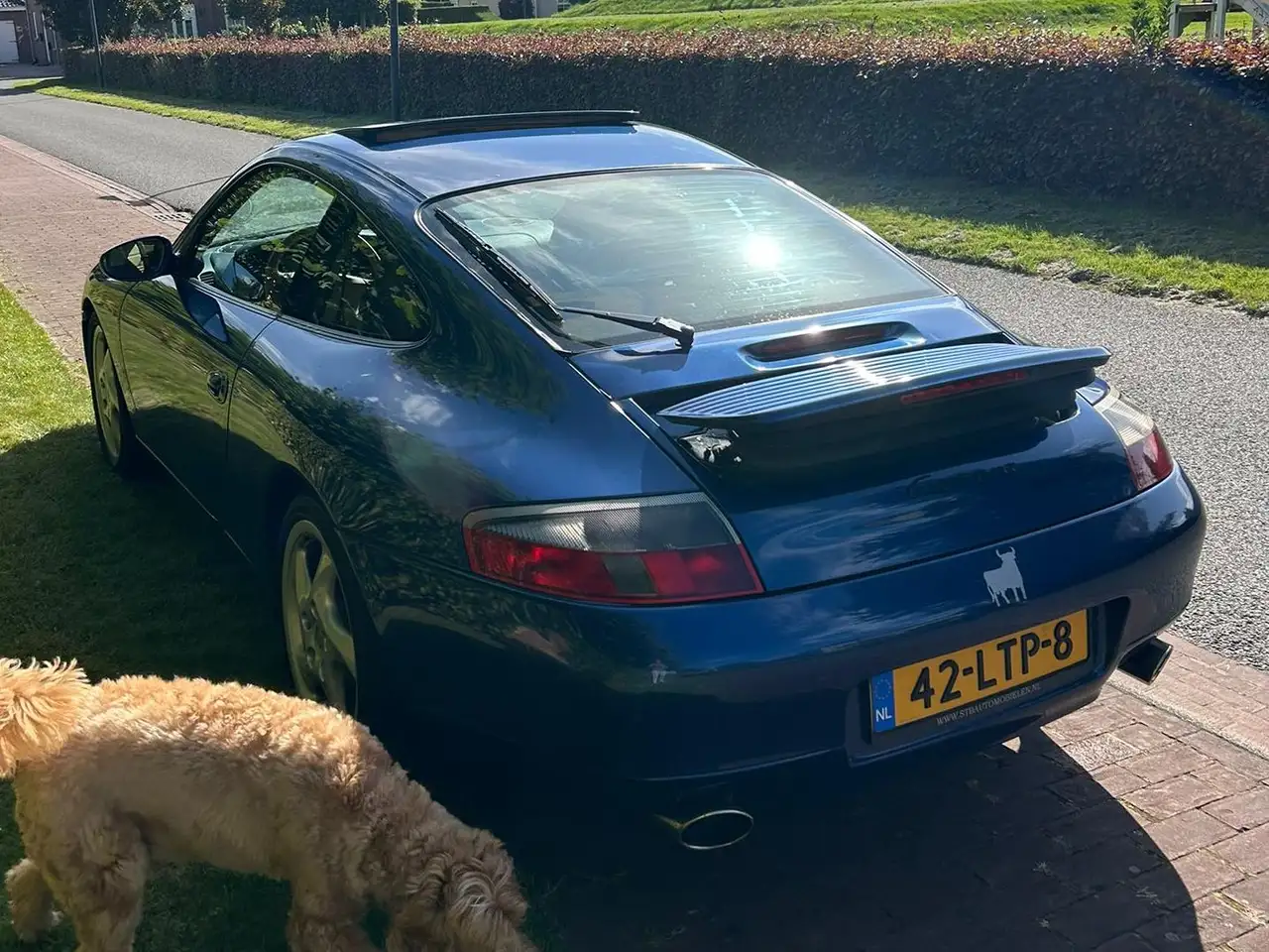 Porsche 911 3.4 Coupé Carrera 4, foto 2