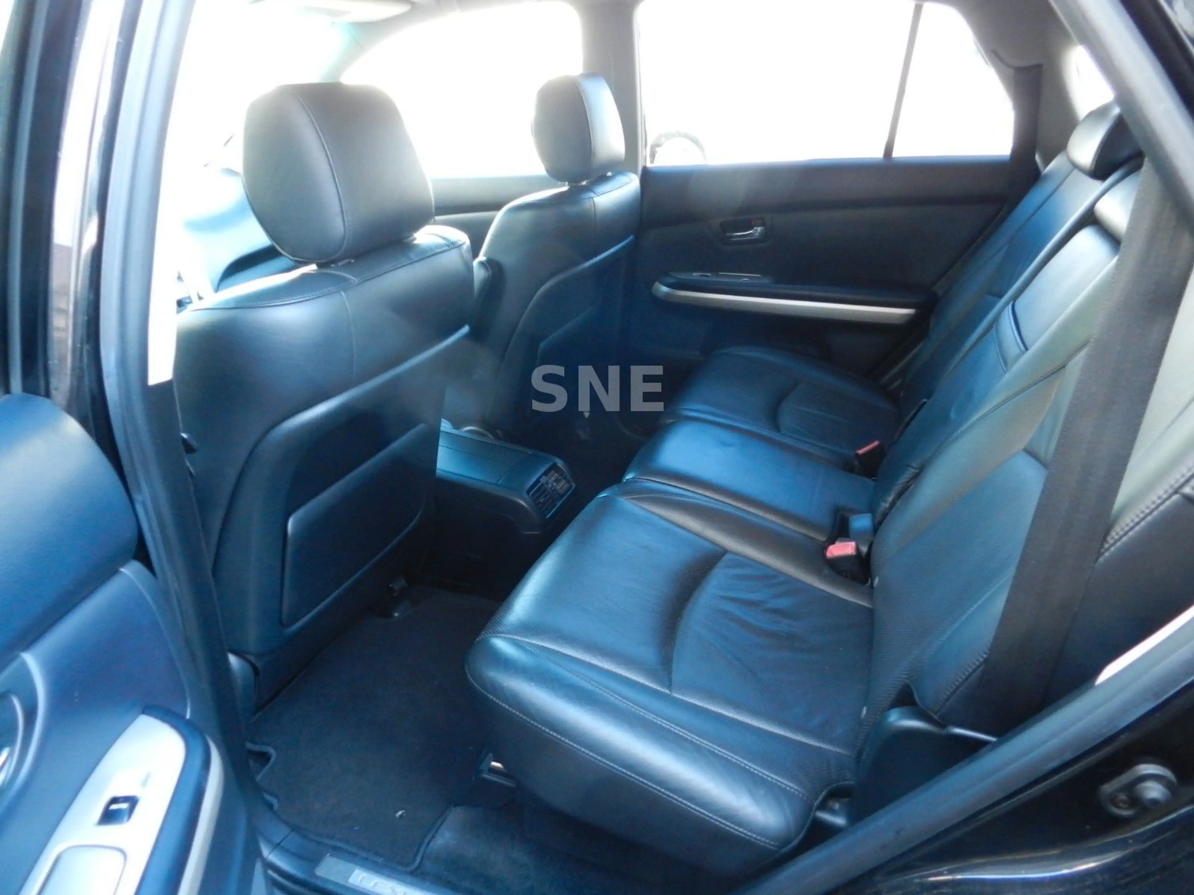 Lexus RX 400 h — photo 13