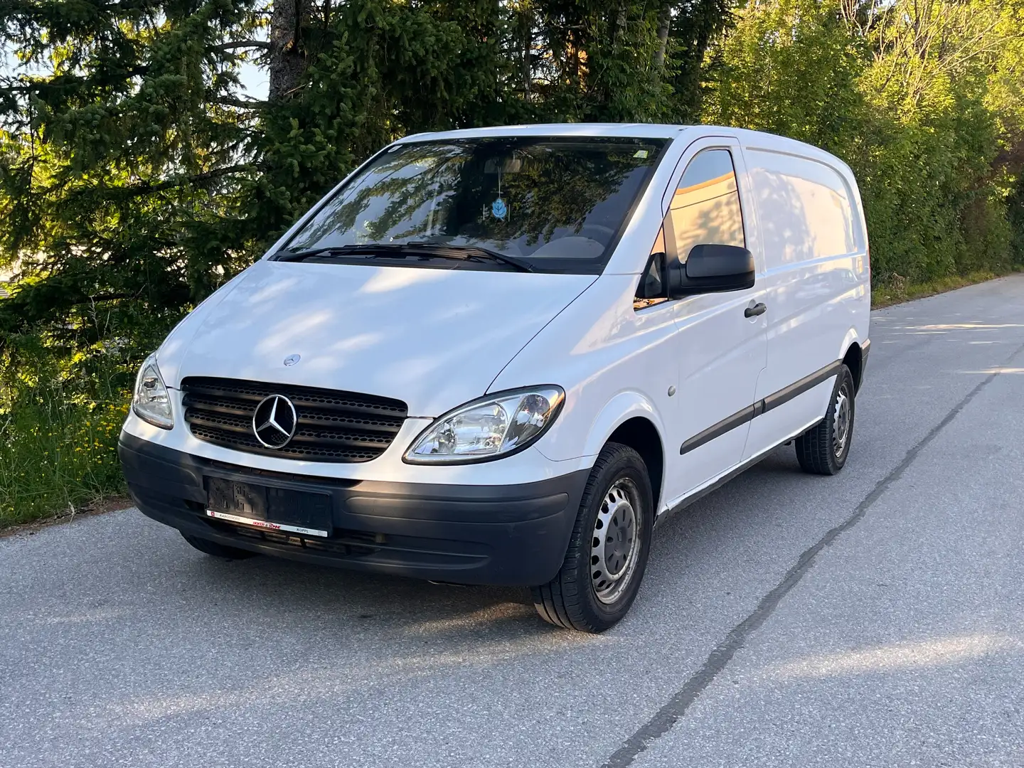Mercedes-Benz Vito cdi Weiß - 1