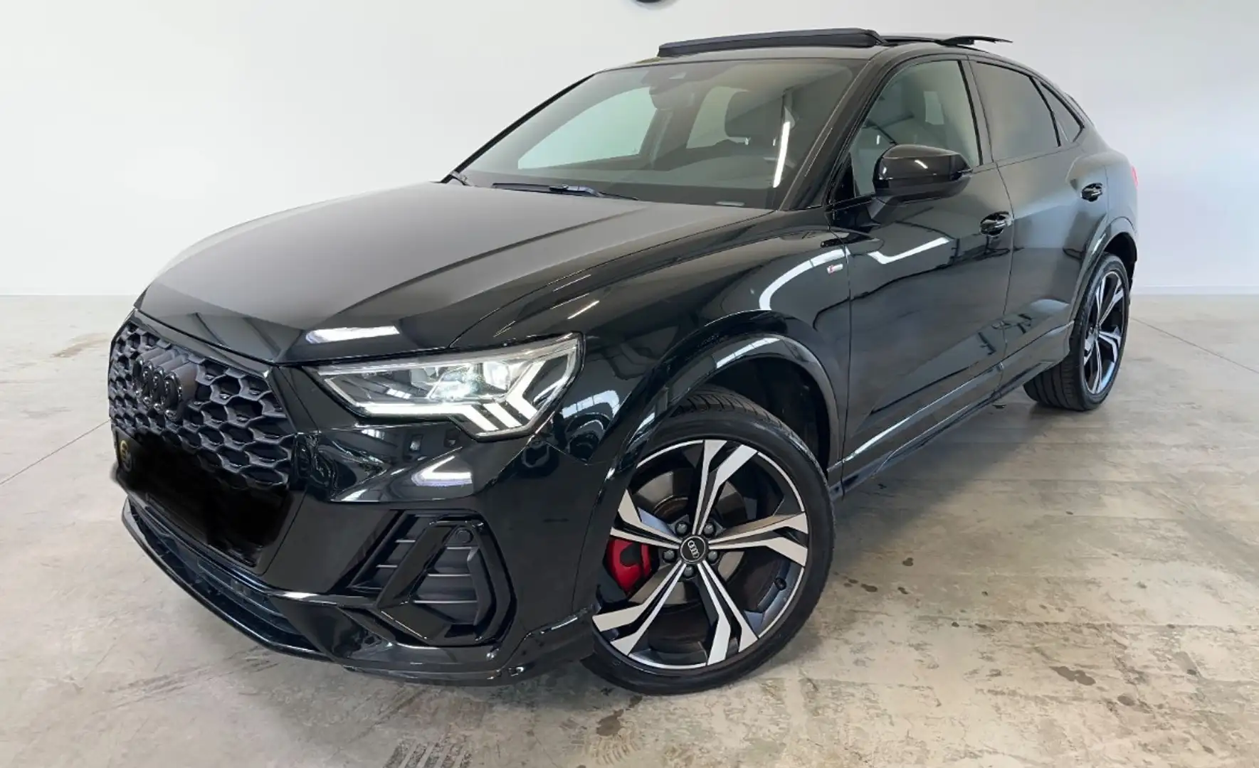 Audi Q3 Sportback 40 2.0 tfsi S line PANO quattro s-tro - 1