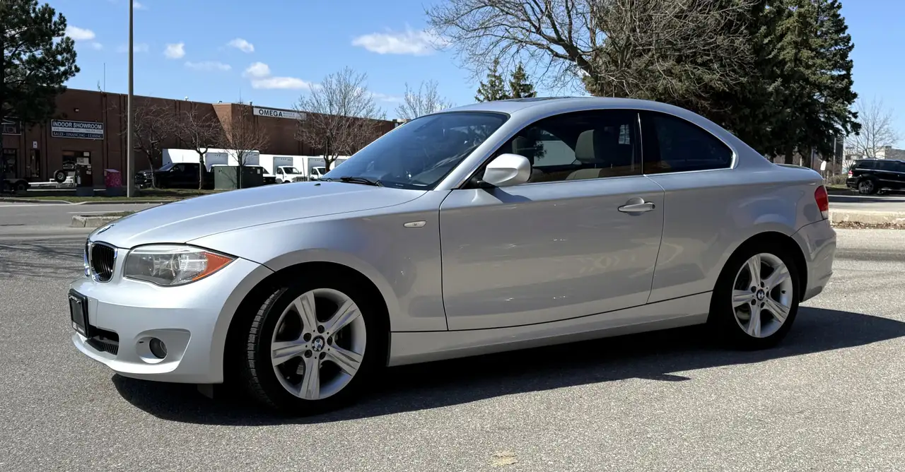 BMW 1 Series снимка BMW 1 Series