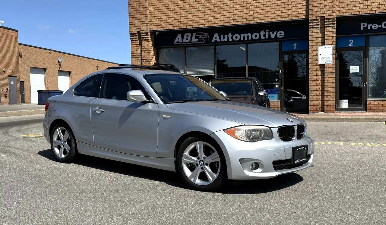 BMW 1 Series снимка BMW 1 Series