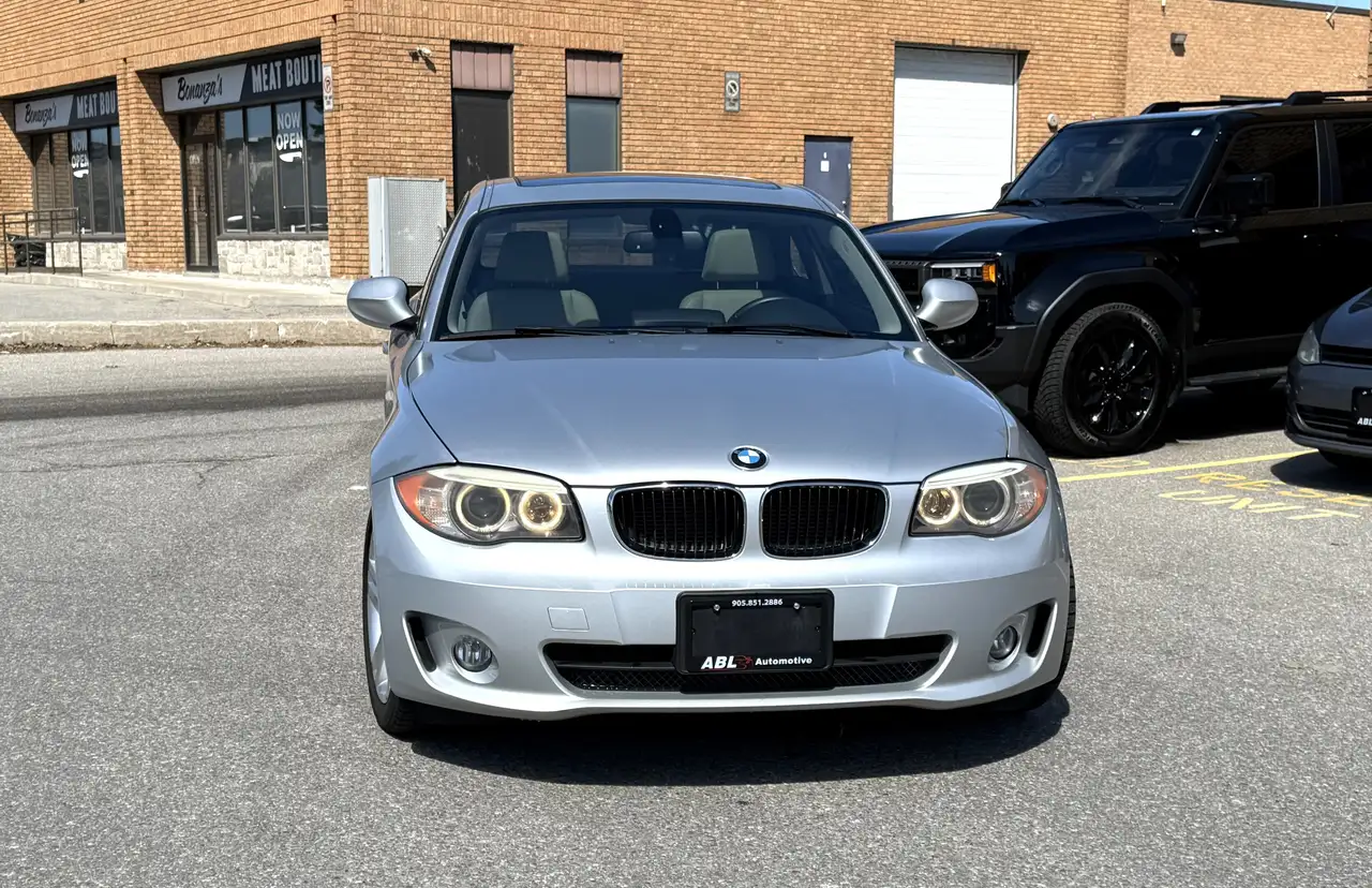 BMW 1 Series снимка BMW 1 Series