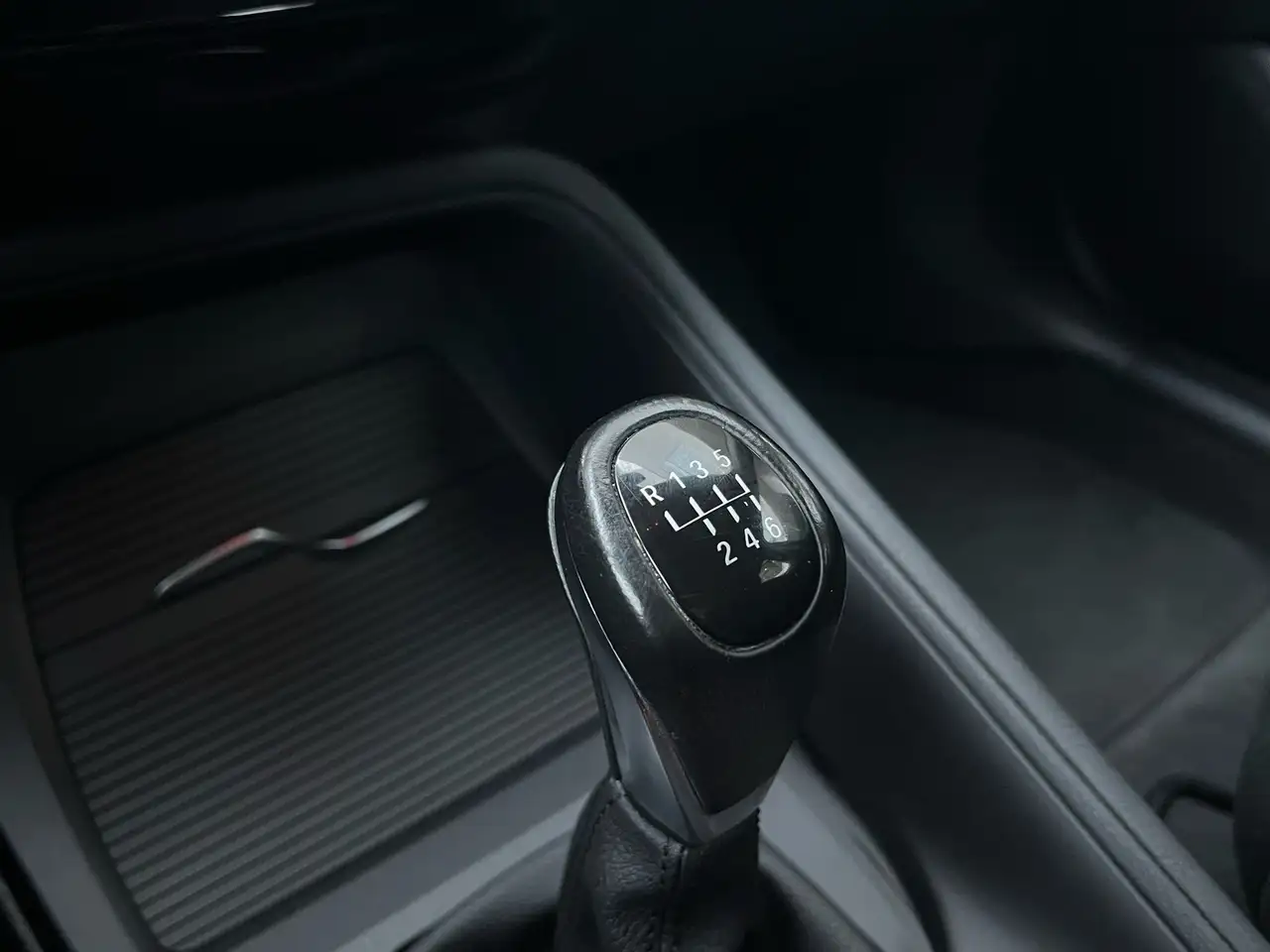 BMW X1 sDrive18i AHK RFK PDC DAB Parkass. Klima 13