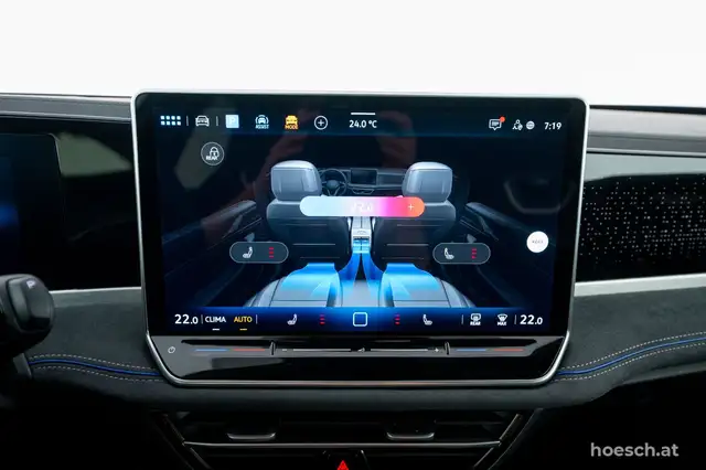 Volkswagen Passat view 13