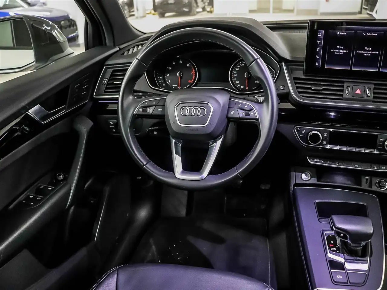 Audi Q5 снимка Audi Q5