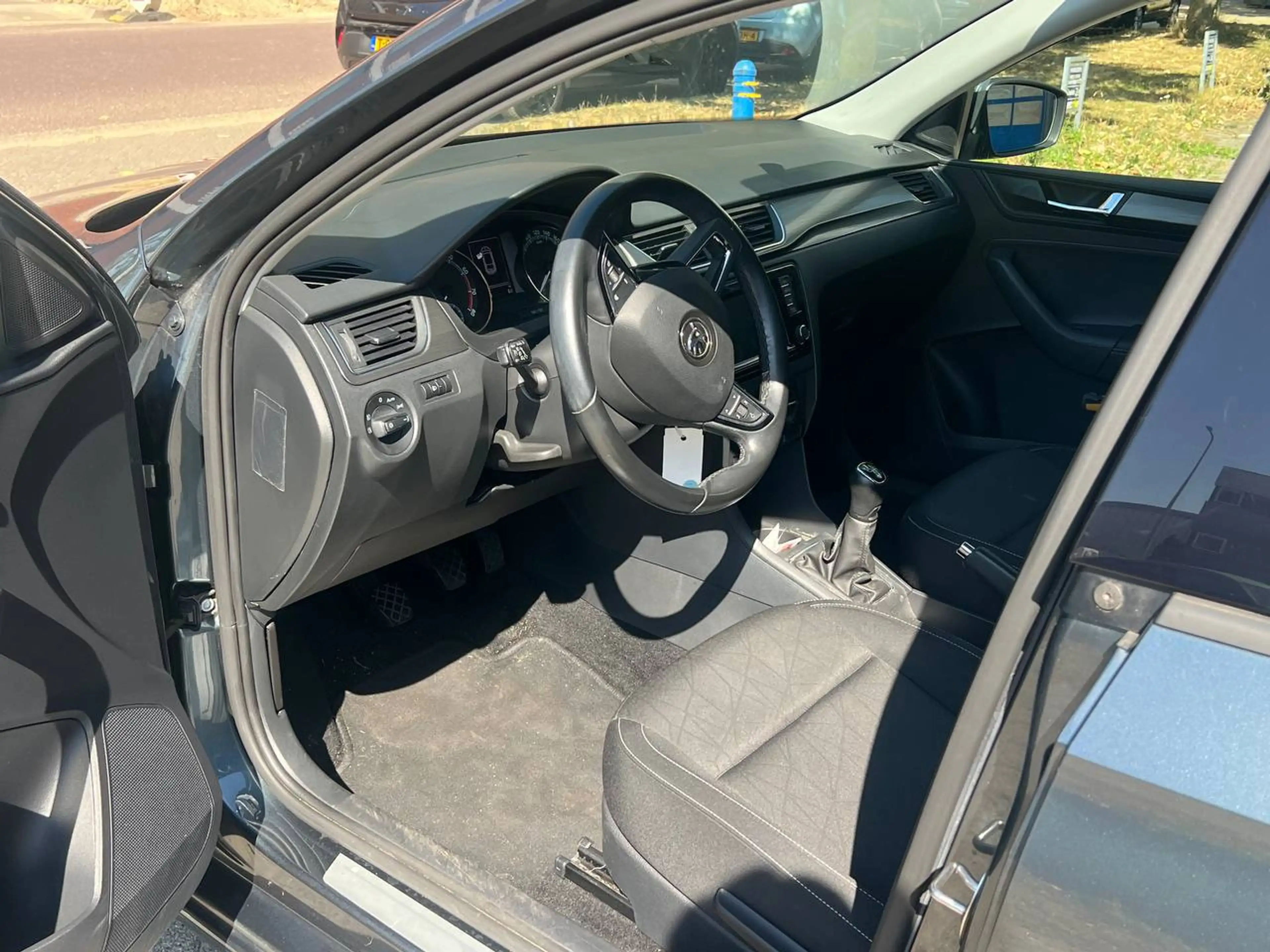 Skoda Rapid/Spaceback 1.0 TSI Greentech Clever — photo 13