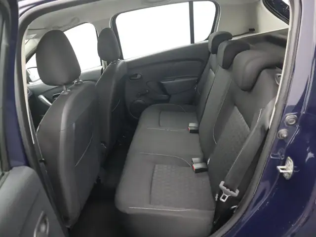 Dacia Sandero view 26