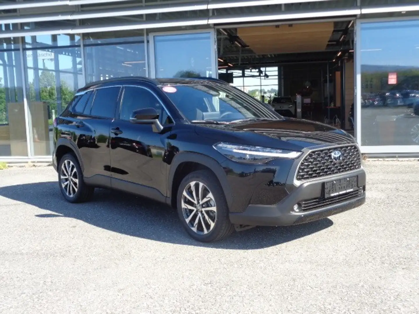 Toyota Corolla Cross 1,8 Hybrid Active Drive 2WD *PROMPT Schwarz - 2