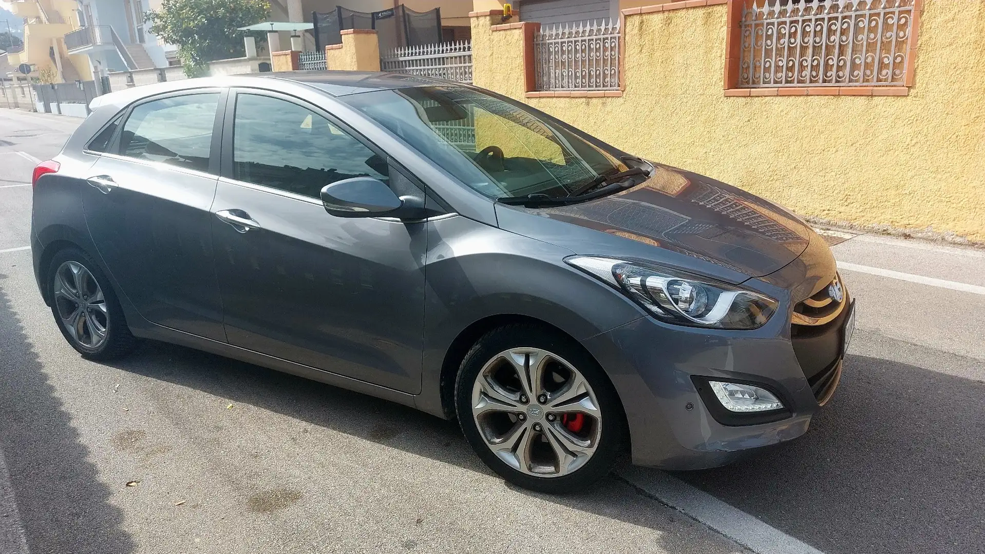 Hyundai i30 5p 1.6 GDi Style GPL - 2
